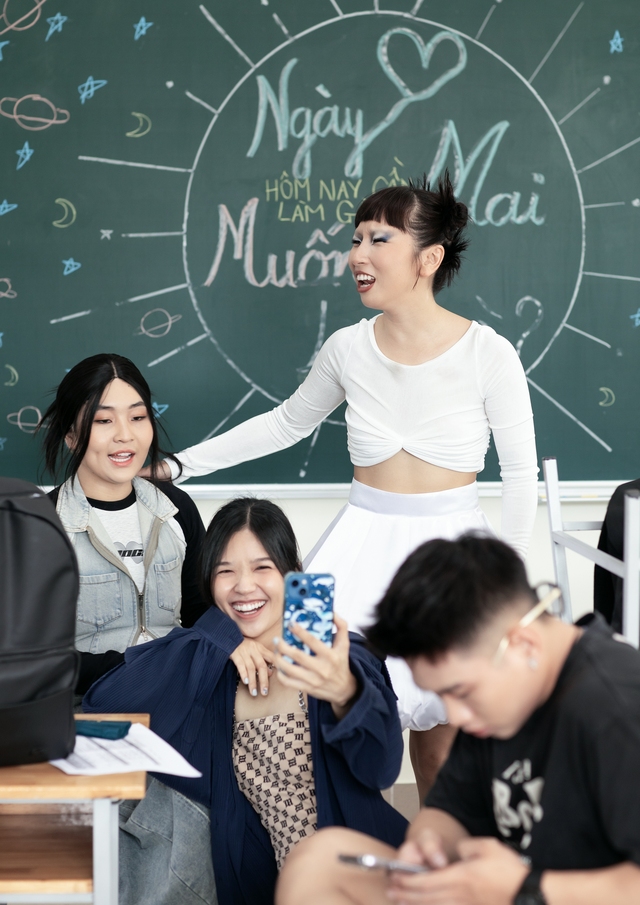 Ca sĩ Juun D kết hợp Trang Hý ra mắt phim đầu tay về học đường - Ảnh 4.