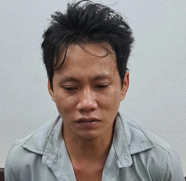 Kề dao vào cổ nữ công nhân, cướp tài sản để nuôi đàn em ăn chơi - Ảnh 1. Kề dao vào cổ nữ công nhân, cướp tài sản để nuôi đàn em ăn chơi - Ảnh 1.