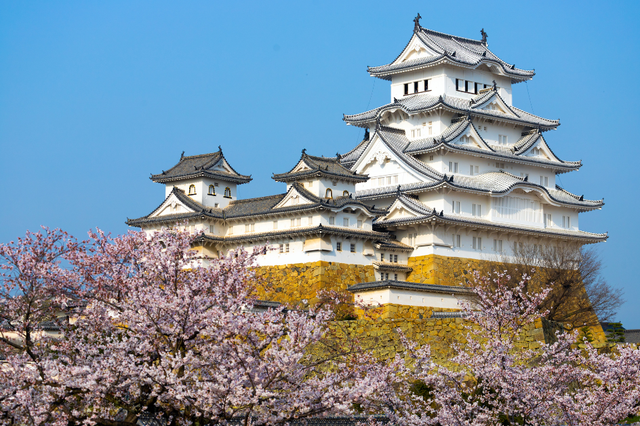 Khám phá những lâu đài cổ xưa, biểu tượng kiến trúc của Nhật Bản  - Ảnh 1.