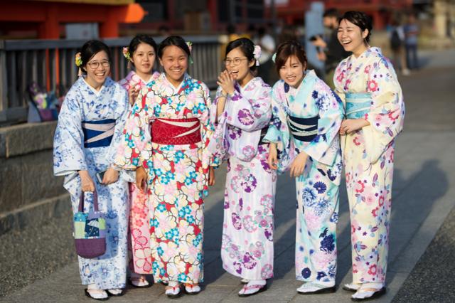 Mặc kimono truyền thống - Trải nghiệm vẻ đẹp văn hóa Nhật - Ảnh 3.