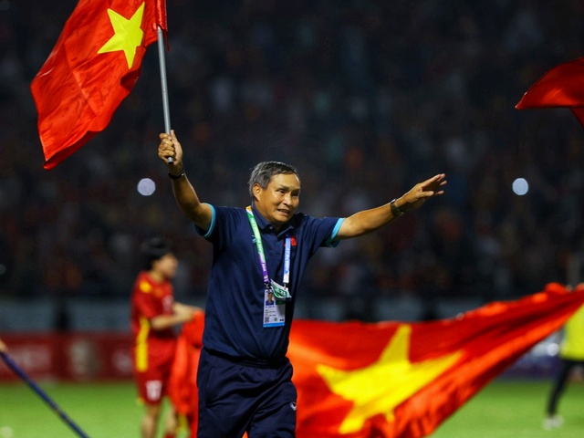 Xin cảm ơn huyền thoại của bóng đá Việt Nam!   - Ảnh 1.