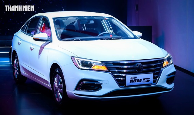 MG5 mới ra mắt đã giảm giá, xe hạng C rẻ hơn Hyundai Grand i10 - Ảnh 1. MG5 mới ra mắt đã giảm giá, xe hạng C rẻ hơn Hyundai Grand i10 - Ảnh 1.