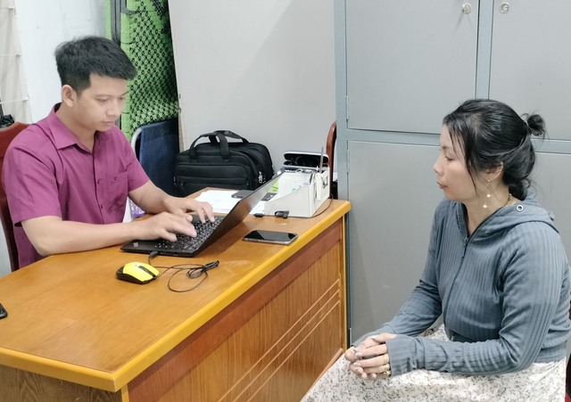Bạc Liêu: Bắt quả tang nghi phạm có hành vi làm giấy khám sức khỏe giả - Ảnh 1. Bạc Liêu: Bắt quả tang nghi phạm có hành vi làm giấy khám sức khỏe giả - Ảnh 1.