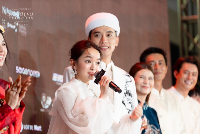 Victor Vũ mong phim 'Người vợ cuối cùng' chạm đến cảm xúc của khán giả - Ảnh 6. Victor Vũ mong phim 'Người vợ cuối cùng' chạm đến cảm xúc của khán giả - Ảnh 6.