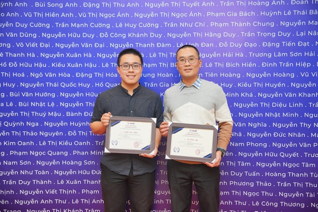Dấu ấn VINIF trong giải thưởng KHCN Quả cầu vàng - Ảnh 2. Dấu ấn VINIF trong giải thưởng KHCN Quả cầu vàng - Ảnh 2.