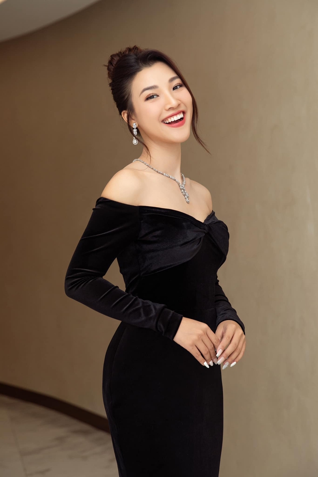 Hoàng Oanh nói gì khi được gọi 'hồng nhan bạc phận' sau ly hôn? - Ảnh 3. Hoàng Oanh nói gì khi được gọi 'hồng nhan bạc phận' sau ly hôn? - Ảnh 3.