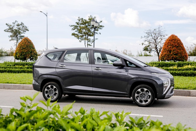 Ưu, nhược điểm Hyundai Stargazer: giảm giá mạnh, có đáng mua? - Ảnh 6. Ưu, nhược điểm Hyundai Stargazer: giảm giá mạnh, có đáng mua? - Ảnh 6.