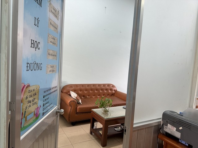 Tư vấn tâm lý học đường: Cần phải có giáo viên - Ảnh 1. Tư vấn tâm lý học đường: Cần phải có giáo viên - Ảnh 1.