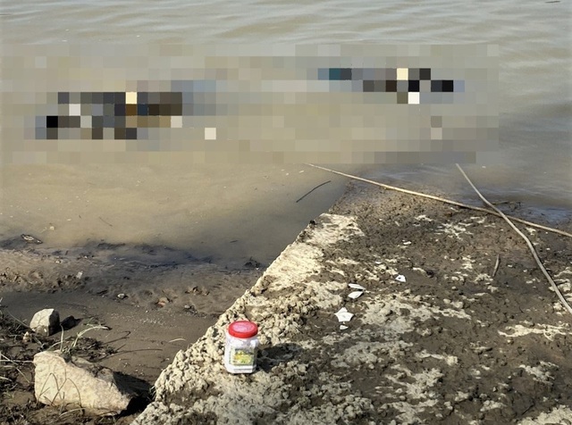 Đã xác định được danh tính 2 thi thể nam giới trôi dạt trên sông Lam - Ảnh 1.