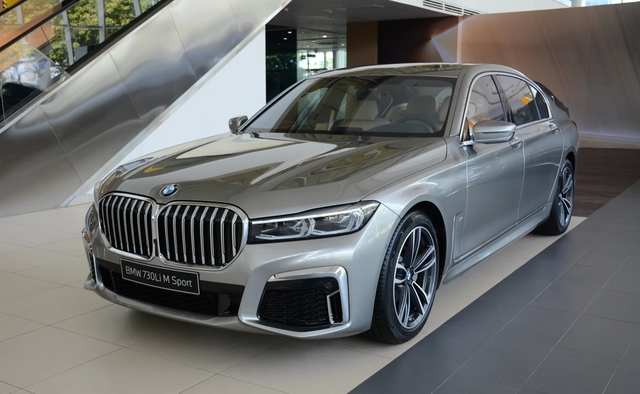 10 &ocirc; t&ocirc; mất gi&aacute; nhanh nhất sau 5 năm sử dụng: Đa phần xe sang - Ảnh 1.