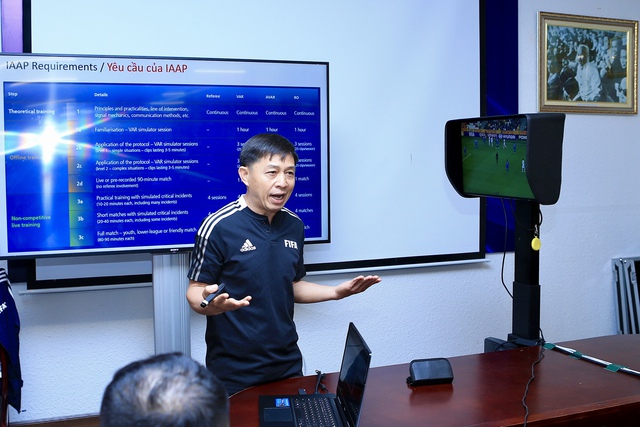 FIFA hỗ trợ VFF đào tạo thêm trọng tài VAR - Ảnh 2.