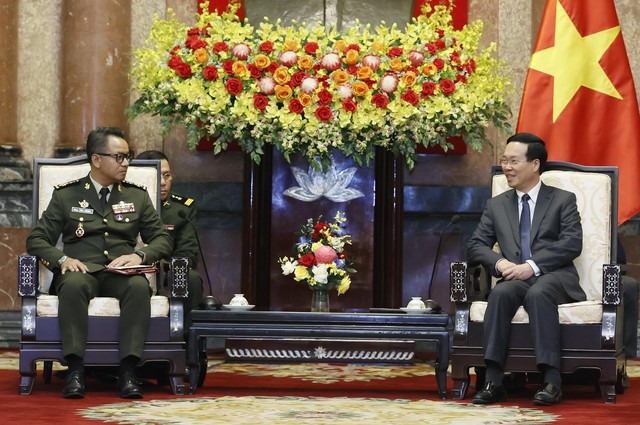 Chủ tịch nước Võ Văn Thưởng tiếp Phó Thủ tướng, Bộ trưởng Quốc phòng Campuchia - Ảnh 2.