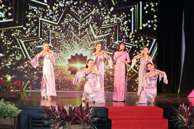 Khởi động cuộc thi Hoa khôi Sinh viên Việt Nam ‘Vẻ đẹp của sự thông minh’ - Ảnh 5.