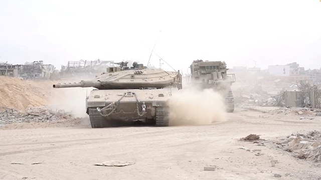 Bộ binh Israel áp sát bệnh viện Gaza - Ảnh 1. Bộ binh Israel áp sát bệnh viện Gaza - Ảnh 1.