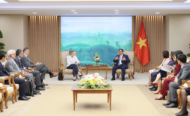 Thủ tướng đề nghị Pháp hỗ trợ Việt Nam phòng, chống các bệnh truyền nhiễm mới nổi - Ảnh 2.