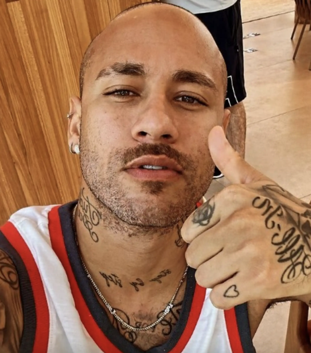Neymar thay đổi diện mạo gây sốc, CĐV phản ứng - Ảnh 2. Neymar thay đổi diện mạo gây sốc, CĐV phản ứng - Ảnh 2.