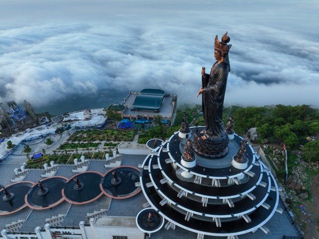 Núi Bà Đen - Tây Ninh