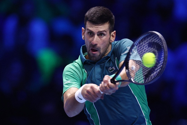 Bị la ó trên sân Pala Aplitour,ịlaótrênsânPalaAplitourDjokovicnhậnthấtbạiđầutiênsauthá<strong>sin88</strong> Djokovic nhận thất bại đầu tiên sau 4 tháng - Ảnh 1.