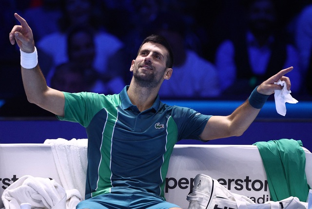 Bị la ó trên sân Pala Aplitour, Djokovic nhận thất bại đầu tiên sau 4 tháng - Ảnh 3.