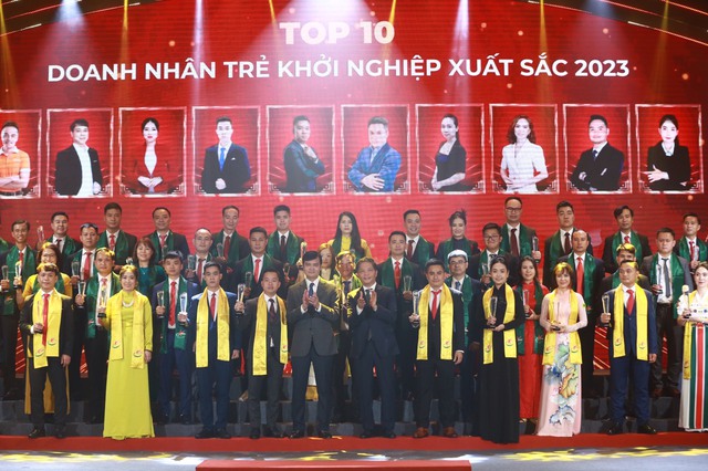 Ông Hà Quang Dự: 'Chúng tôi tránh từ Doanh nhân trẻ vì ngại những hiểu nhầm' - Ảnh 2. Ông Hà Quang Dự: 'Chúng tôi tránh từ Doanh nhân trẻ vì ngại những hiểu nhầm' - Ảnh 2.