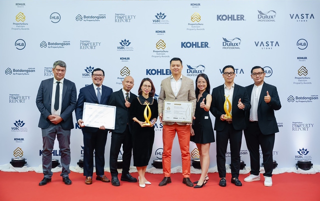 Cú đúp giải thưởng của Kusto Home tại Vietnam Property Awards 2023 với The Reflection West Lake - Ảnh 1.