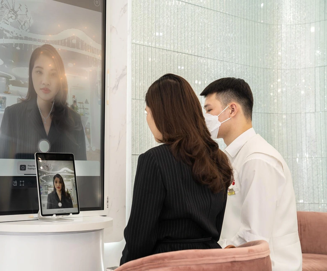 'Cơn sốt' mua sắm trang sức bằng công nghệ số hóa - Ảnh 2. 'Cơn sốt' mua sắm trang sức bằng công nghệ số hóa - Ảnh 2.