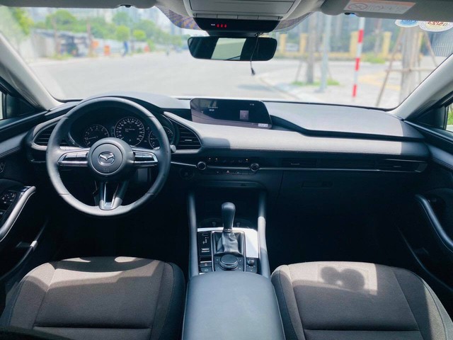 Mazda3 cũ giá rẻ không ngờ, 500 triệu đã có xe đời mới - Ảnh 3. Mazda3 cũ giá rẻ không ngờ, 500 triệu đã có xe đời mới - Ảnh 3.