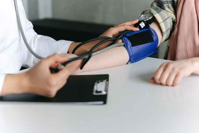 8 cách tự nhiên giúp hạ huyết áp cao - Ảnh 2. 8 cách tự nhiên giúp hạ huyết áp cao - Ảnh 2.