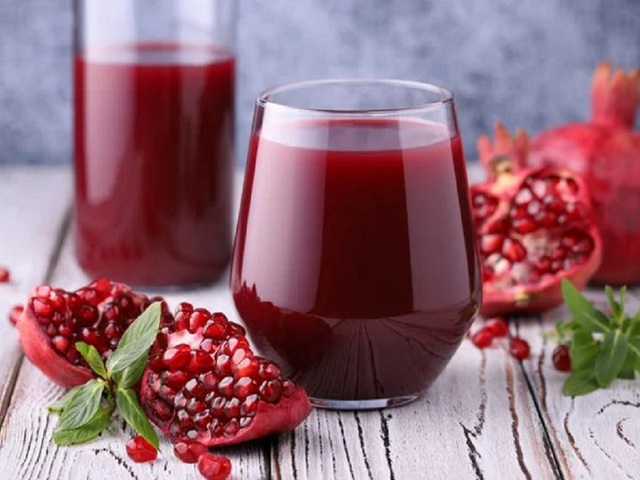 4 loại thực phẩm giúp người ăn trông trẻ hơn - Ảnh 1. 4 loại thực phẩm giúp người ăn trông trẻ hơn - Ảnh 1.