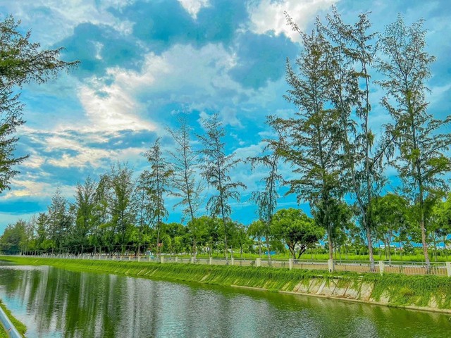 Mekong Centre có dòng Kênh Nhân Lực xuyên tâm và tiếp giáp Sông Maspero tạo nên phong thủy độc đáo nhất Mekong Centre có dòng Kênh Nhân Lực xuyên tâm và tiếp giáp Sông Maspero tạo nên phong thủy độc đáo nhất