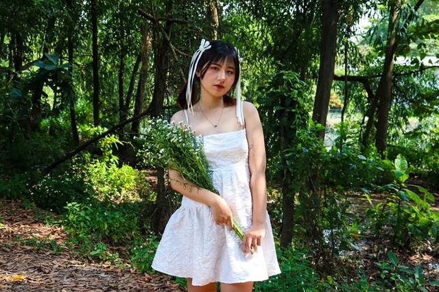 Nơi xanh mát thu hút người trẻ đến thư giãn, chụp hình - Ảnh 5. Nơi xanh mát thu hút người trẻ đến thư giãn, chụp hình - Ảnh 5.