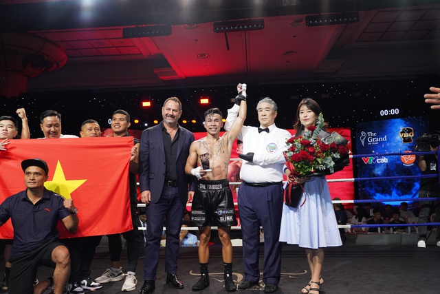 Trần Văn Thảo giành chiến thắng kịch tính trước võ sĩ người Mexico tại sự kiện WBO - Ảnh 3.