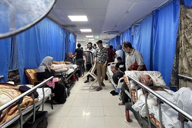 Bệnh viện lớn nhất Gaza trở thành ‘vùng chết chóc” - Ảnh 1.