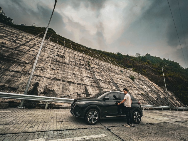 Chủ xe Nissan Kicks: Mua xe vì thích công nghệ, ấn tượng với cảm giác lái - Ảnh 2. Chủ xe Nissan Kicks: Mua xe vì thích công nghệ, ấn tượng với cảm giác lái - Ảnh 2.
