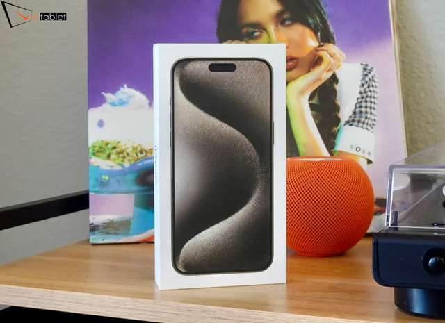 iPhone 15 Pro Max chính hãng giảm giá mạnh thời điểm cuối năm - Ảnh 1. iPhone 15 Pro Max chính hãng giảm giá mạnh thời điểm cuối năm - Ảnh 1.