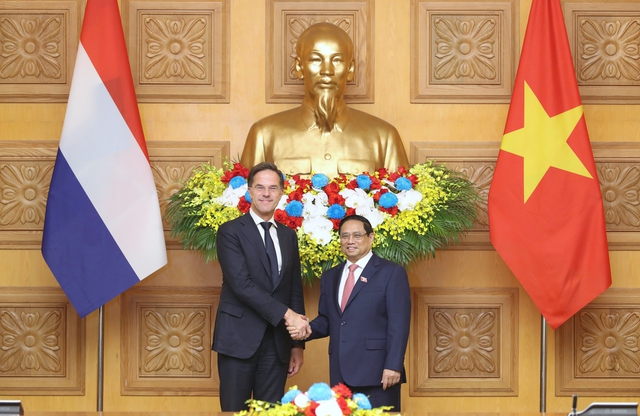 Thủ tướng Phạm Minh Chính và Thủ tướng Hà Lan Mark Rutteảnh: ĐẬU TIẾN ĐẠT