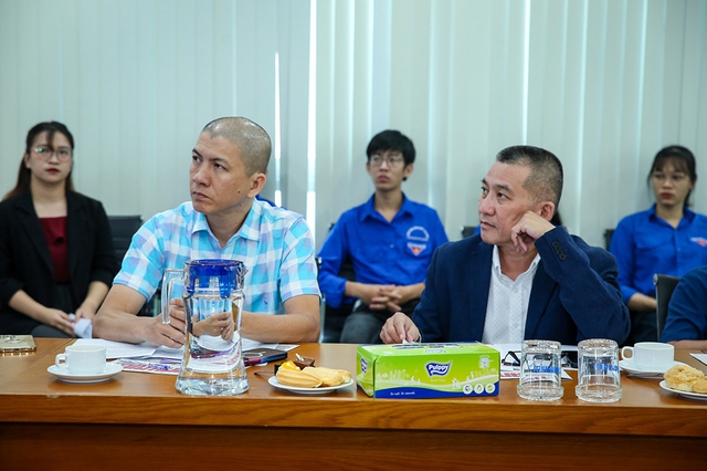 Thể hiện khát vọng cống hiến và lòng yêu nước của thanh niên - Ảnh 4. Thể hiện khát vọng cống hiến và lòng yêu nước của thanh niên - Ảnh 4.