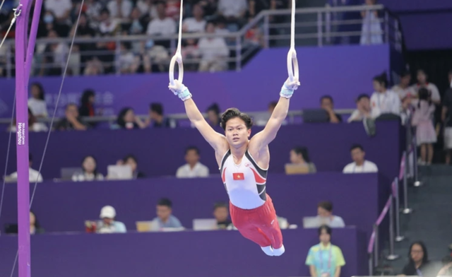 Á quân ASIAD 19 Nguyễn Văn Khánh Phong nhận thưởng lớn  - Ảnh 1.