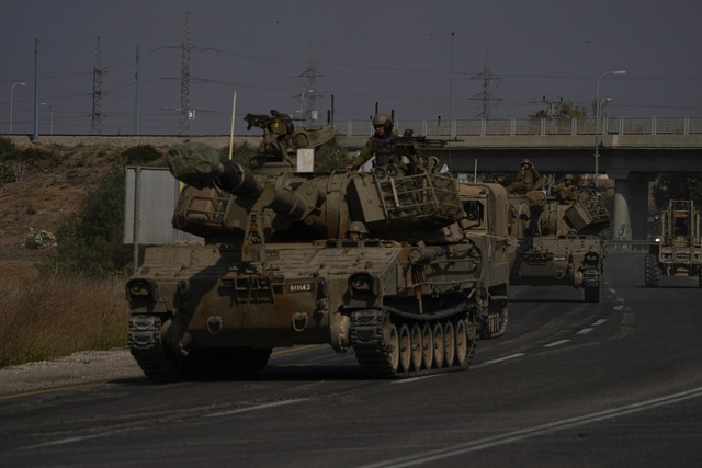 Giao tranh dữ dội phía bắc Gaza, quân đội Israel đang bao vây thành phố? - Ảnh 2.