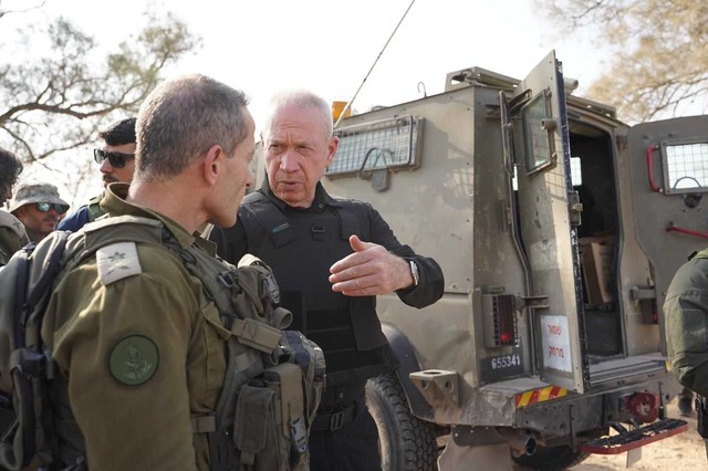 Israel chọc thủng phòng tuyến đầu tiên của Hamas, đang tiến đến thành phố Gaza? - Ảnh 2.