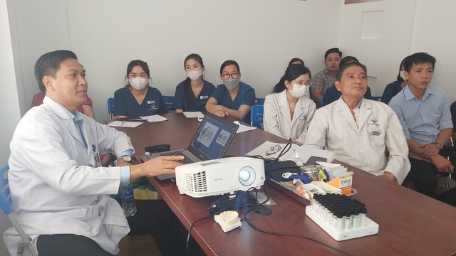 Tập huấn cho bác sĩ ở Phú Quốc điều trị rắn cắn - Ảnh 1. Tập huấn cho bác sĩ ở Phú Quốc điều trị rắn cắn - Ảnh 1.