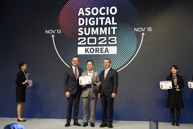 MoMo là Fintech Việt duy nhất được Giải thưởng quốc tế ASOCIO Tech Excellence 2023 - Ảnh 1. MoMo là Fintech Việt duy nhất được Giải thưởng quốc tế ASOCIO Tech Excellence 2023 - Ảnh 1.