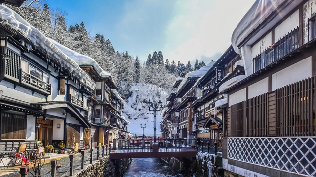 Mở ra một mùa đông mộng mơ ở Nhật Bản, trải nghiệm những bông tuyết trắng   - Ảnh 1.