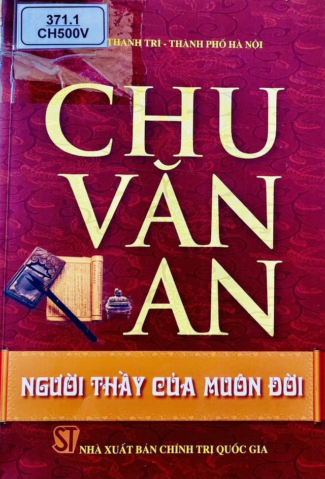 Độc đáo không gian sách Ngày Nhà giáo Việt Nam - Ảnh 2.