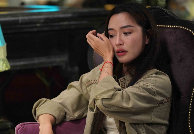 Bích Phương bật khóc, tiết lộ từng suy sụp khi tham gia 'Hành trình rực rỡ' - Ảnh 1. Bích Phương bật khóc,íchPhươngbậtkhóctiếtlộtừngsuysụpkhithamgiaHànhtrìnhrựcrỡ<strong>xsmb cn</strong> tiết lộ từng suy sụp khi tham gia 'Hành trình rực rỡ' - Ảnh 1.