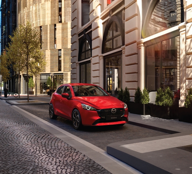 Dưới 600 triệu, chọn New Mazda2, Mazda3 hay Mazda CX-3 cho người mua xe lần đầu - Ảnh 1.