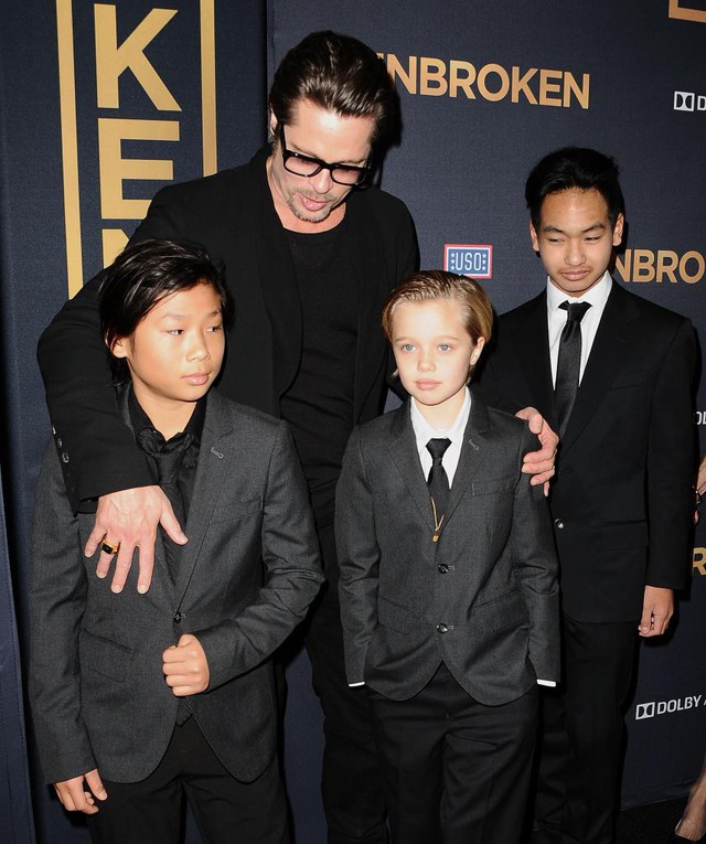 Pax Thiên chỉ trích cha nuôi Brad Pitt là 'kẻ tồi tệ' - Ảnh 2. Pax Thiên chỉ trích cha nuôi Brad Pitt là 'kẻ tồi tệ' - Ảnh 2.