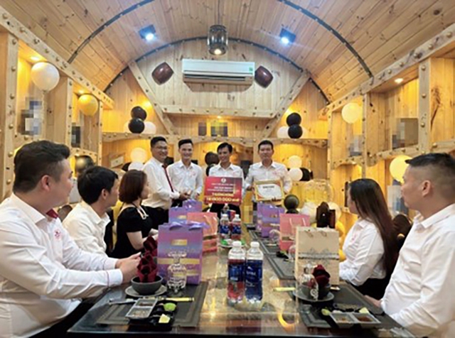 Công ty TNHH Đầu tư tài chính H2 - tổng kết, triển khai kế hoạch quý IV.2023 - Ảnh 2. Công ty TNHH Đầu tư tài chính H2 - tổng kết, triển khai kế hoạch quý IV.2023 - Ảnh 2.