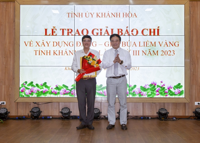 Giải báo chí về xây dựng Đảng tỉnh Khánh Hòa tăng kỷ lục tác phẩm dự thi  - Ảnh 3.