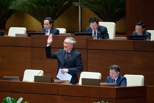 Chánh án tối cao Nguyễn Hòa Bình: ‘Tòa án là phải đứng thẳng’ - Ảnh 1.